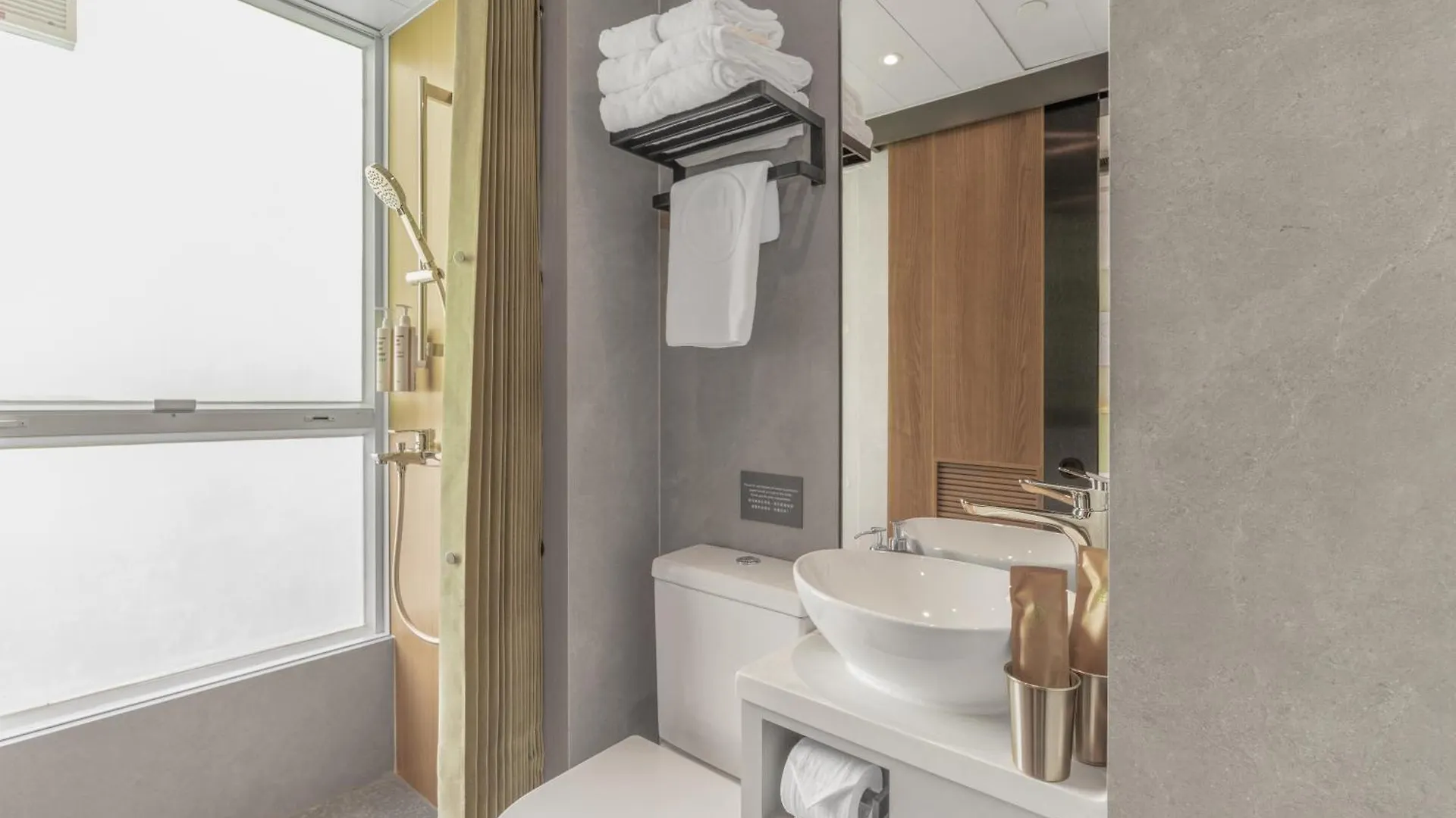 Urbanwood Hung Hom Hotel Hong Kong