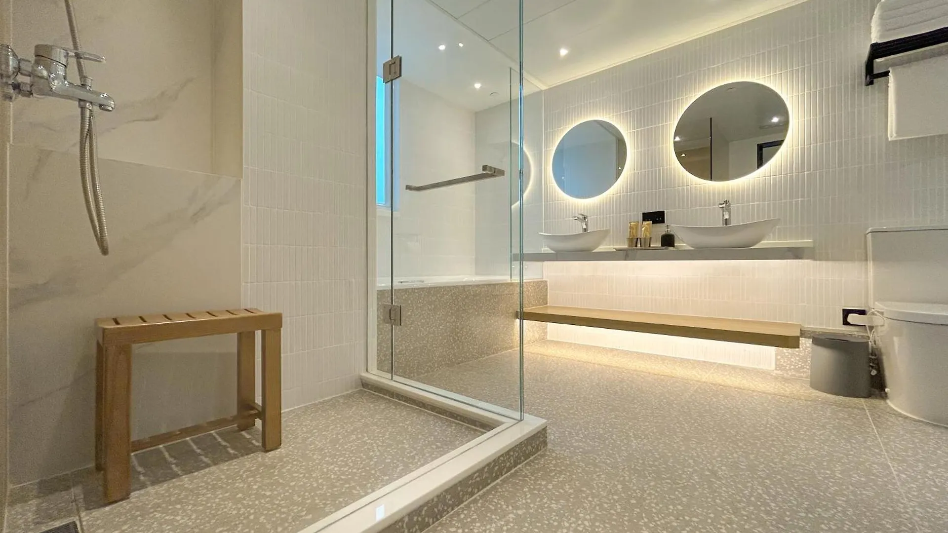 Urbanwood Hung Hom Hotel Hong Kong 4*,  China